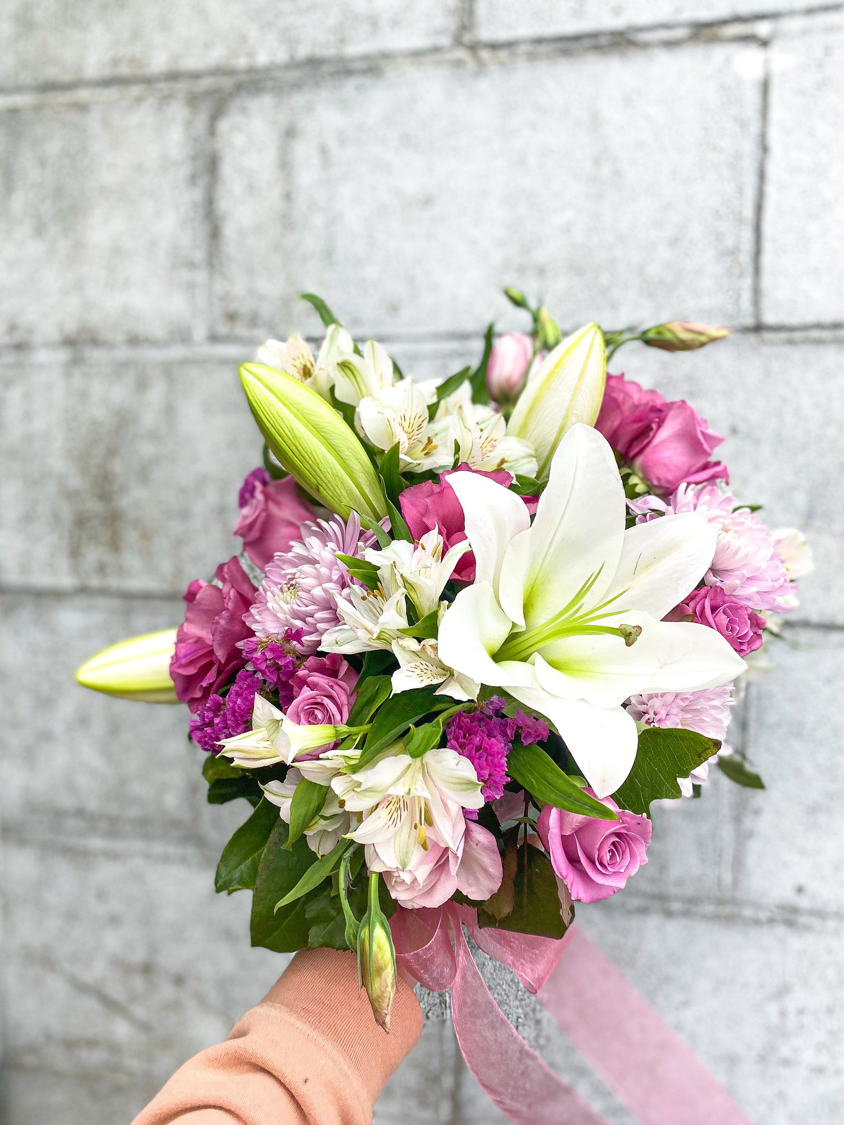 Order Flowers Bloomin'